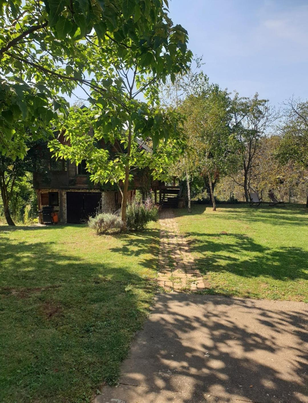 Log Cabin Belgrad Exterior foto